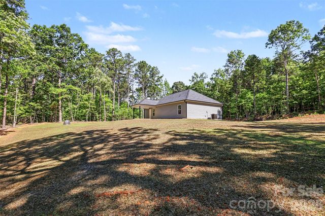3299 Old Seine Road, Smyrna, SC 29743