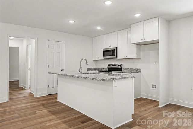 3299 Old Seine Road, Smyrna, SC 29743