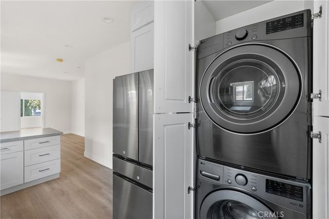 1530 N Mariposa, Hollywood, CA 90027