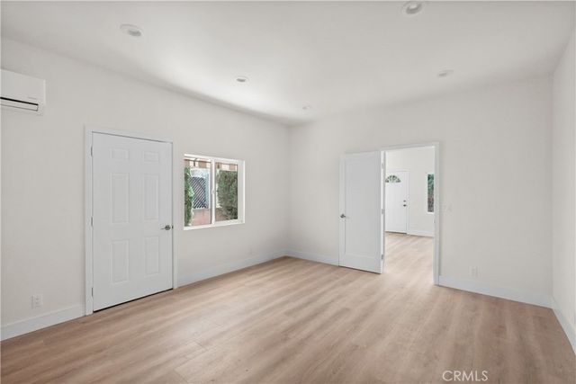 1530 N Mariposa, Hollywood, CA 90027