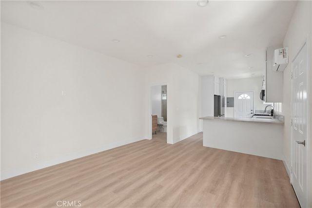 1530 N Mariposa, Hollywood, CA 90027