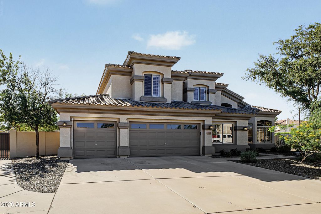 1343 E IVANHOE Street, Gilbert, AZ 85295 — photo 2