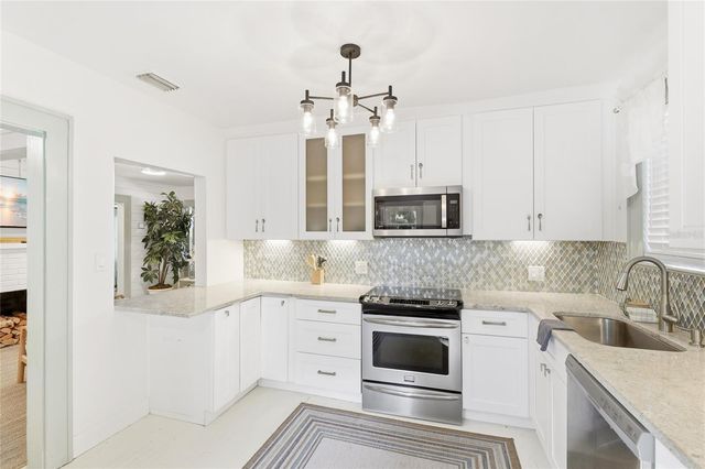 1374 20TH STREET, Sarasota, FL 34234