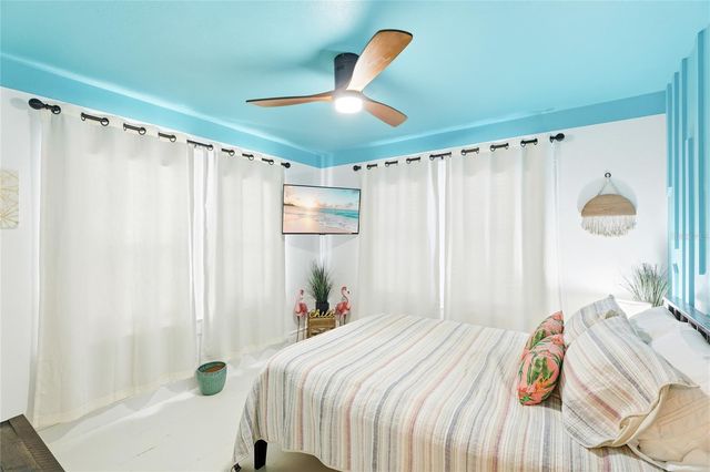 1374 20TH STREET, Sarasota, FL 34234