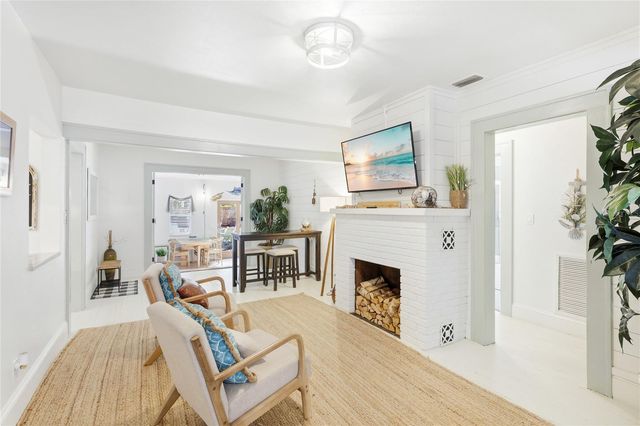 1374 20TH STREET, Sarasota, FL 34234