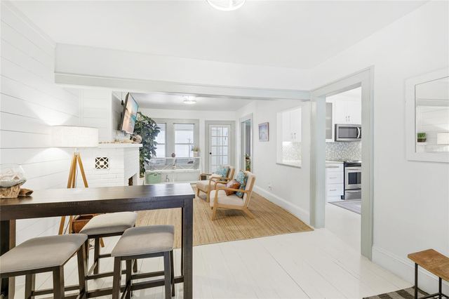 1374 20TH STREET, Sarasota, FL 34234