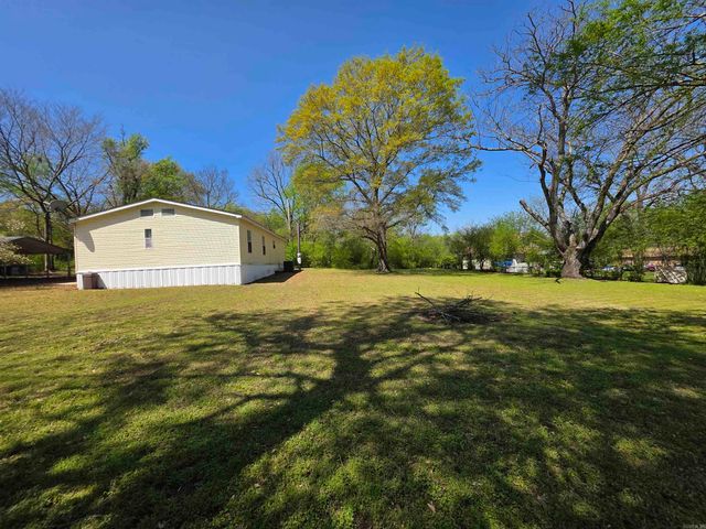 120 Kings Circle, Hatfield, AR 71945