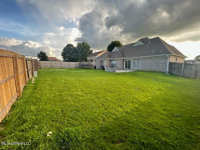 7402 Grandiflora Drive, Olive Branch, MS 38654