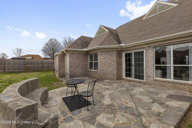 7402 Grandiflora Drive, Olive Branch, MS 38654