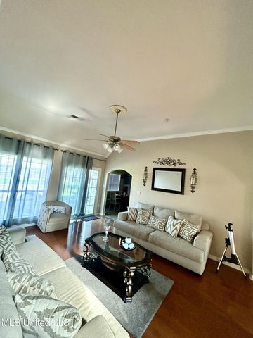 7402 Grandiflora Drive, Olive Branch, MS 38654