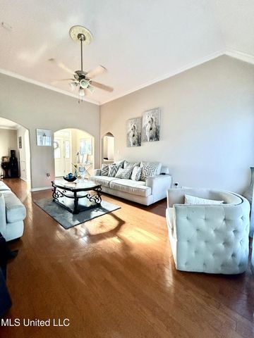 7402 Grandiflora Drive, Olive Branch, MS 38654