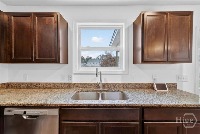 9 Summer Place Drive, Guyton, GA 31312