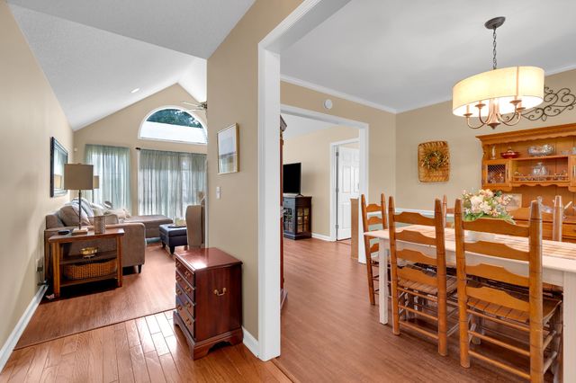 925 N Vine St, Winchester, TN 37398