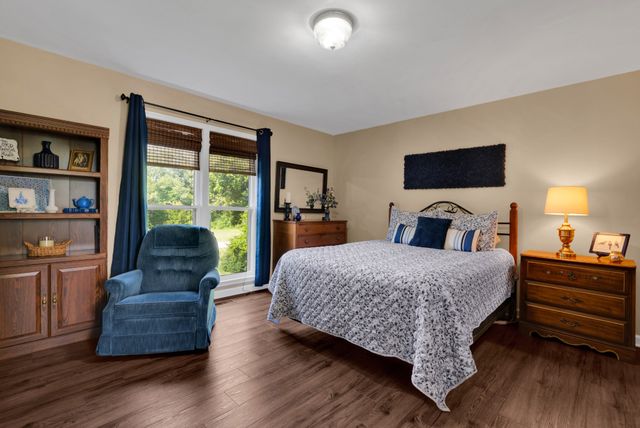 925 N Vine St, Winchester, TN 37398