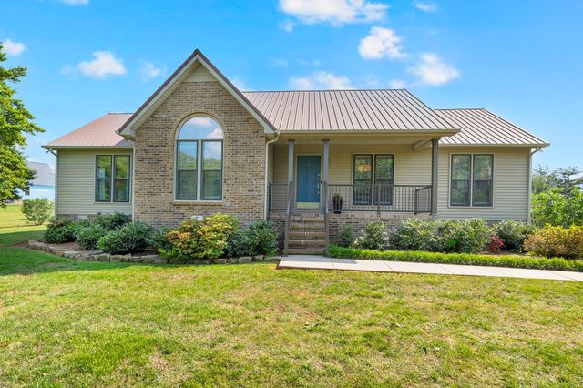925 N Vine St, Winchester, TN 37398