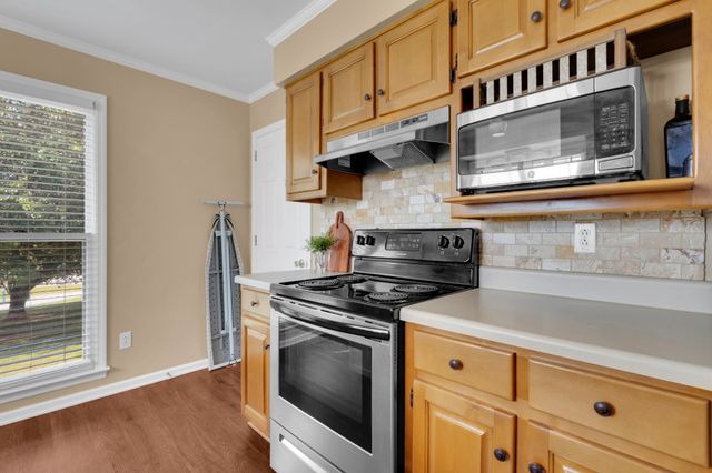 925 N Vine St, Winchester, TN 37398
