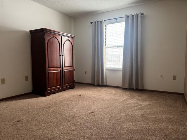 1402 Timberglen Drive, North Fayette, PA 15126