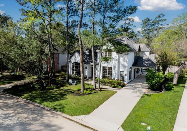 27 Wingspan Drive, The Woodlands, TX 77381