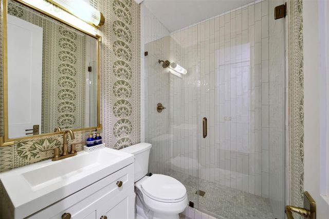 27 Wingspan Drive, The Woodlands, TX 77381