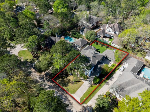 27 Wingspan Drive, The Woodlands, TX 77381