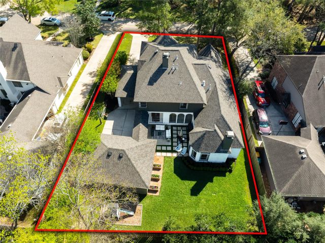 27 Wingspan Drive, The Woodlands, TX 77381