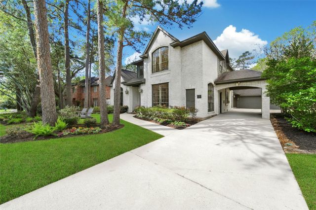 27 Wingspan Drive, The Woodlands, TX 77381