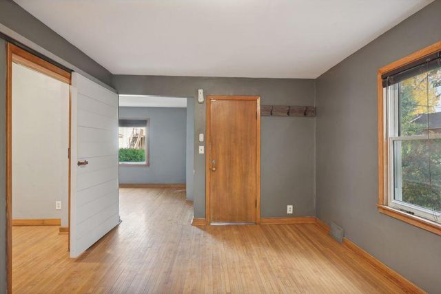 1318 5th Street NE, Minneapolis, MN 55413