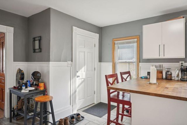 1318 5th Street NE, Minneapolis, MN 55413