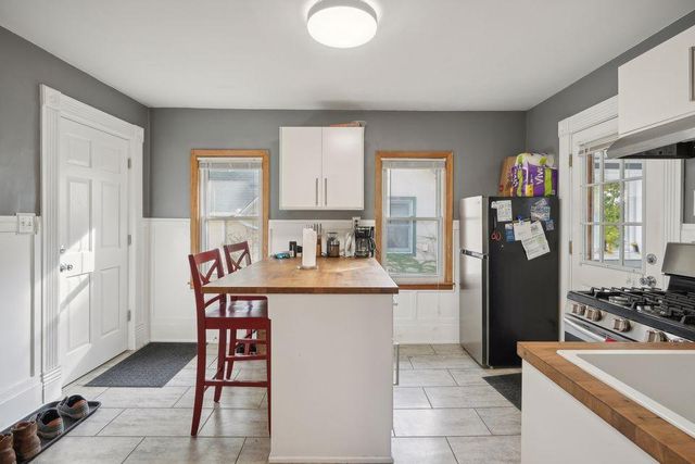 1318 5th Street NE, Minneapolis, MN 55413