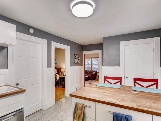 1318 5th Street NE, Minneapolis, MN 55413