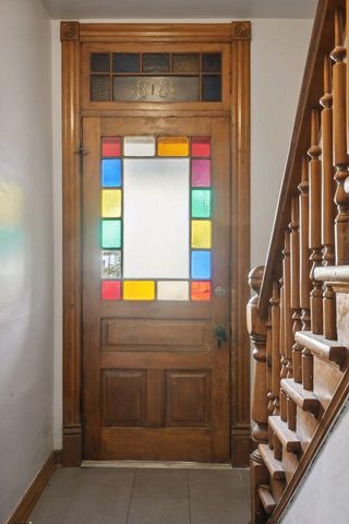 1318 5th Street NE, Minneapolis, MN 55413