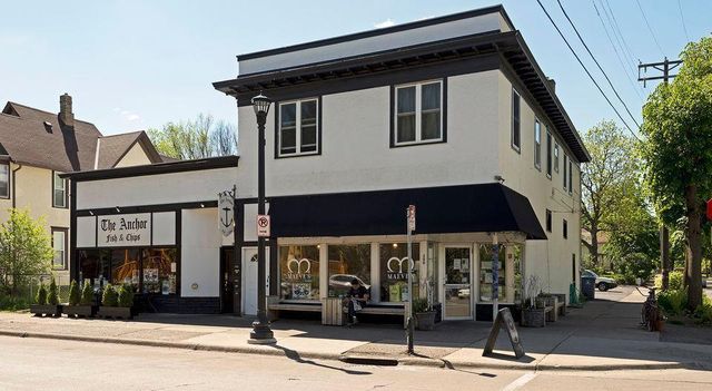 1318 5th Street NE, Minneapolis, MN 55413