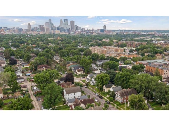 1318 5th Street NE, Minneapolis, MN 55413