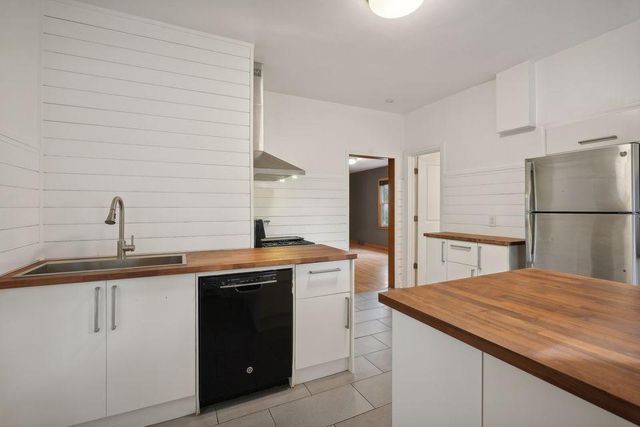 1318 5th Street NE, Minneapolis, MN 55413