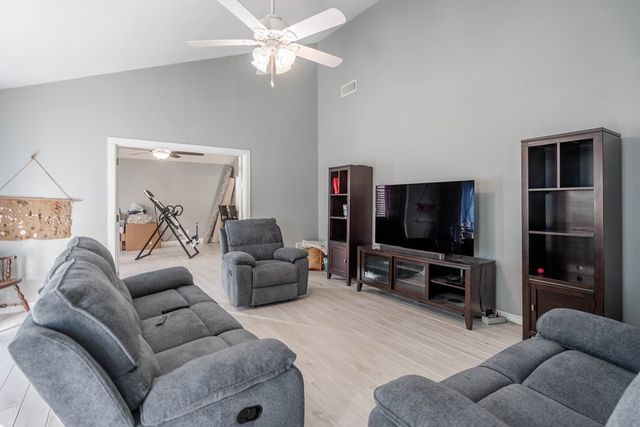 4901 Leisure Dr, Midland, TX 79703