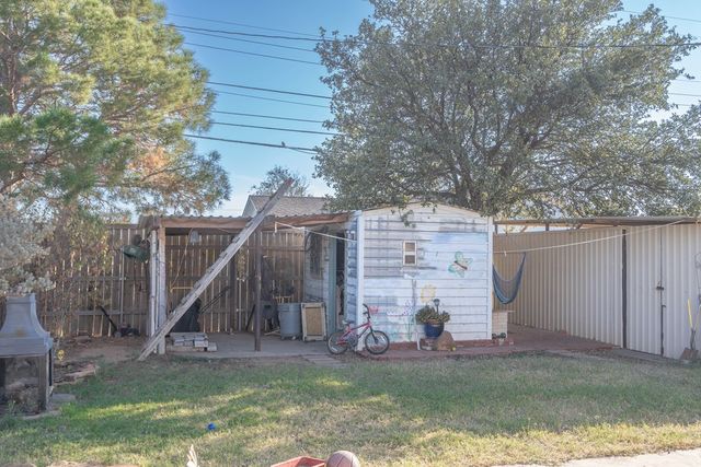 4901 Leisure Dr, Midland, TX 79703