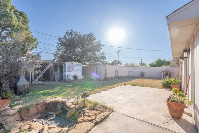 4901 Leisure Dr, Midland, TX 79703