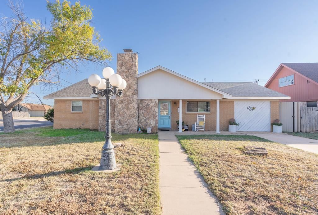 4901 Leisure Dr, Midland, TX 79703