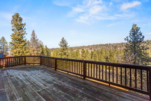 5015 Falcon Drive, Klamath Falls, OR 97601