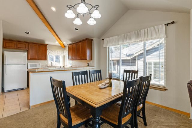 5015 Falcon Drive, Klamath Falls, OR 97601