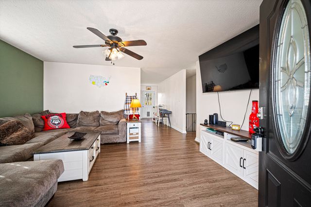 112 Newport Lane, Berea, KY 40403