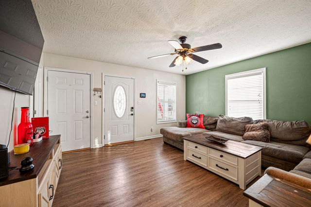 112 Newport Lane, Berea, KY 40403