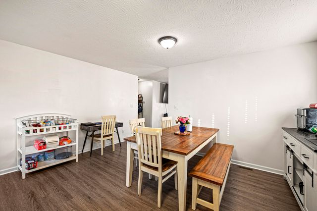 112 Newport Lane, Berea, KY 40403