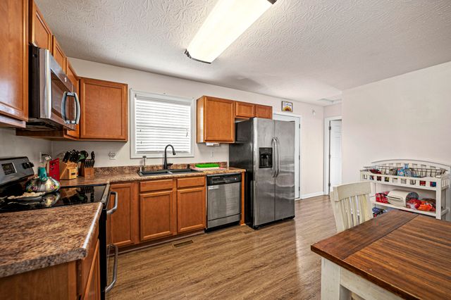 112 Newport Lane, Berea, KY 40403