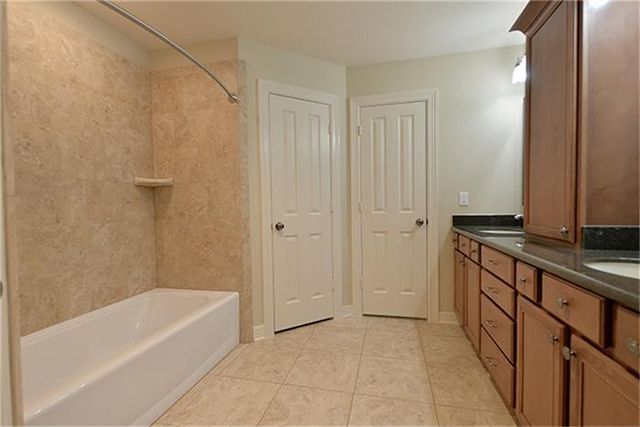 81 Yewleaf, The Woodlands, TX 77381