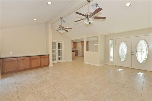 81 Yewleaf, The Woodlands, TX 77381