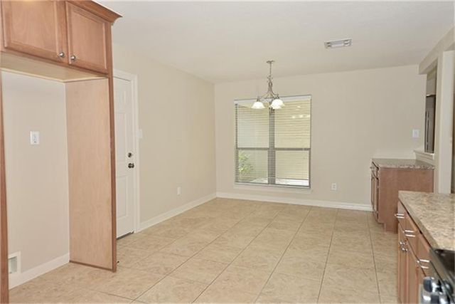 81 Yewleaf, The Woodlands, TX 77381