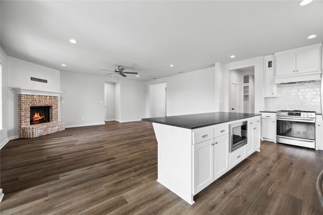 118 Sides Boulevard, Bullard, TX 75757