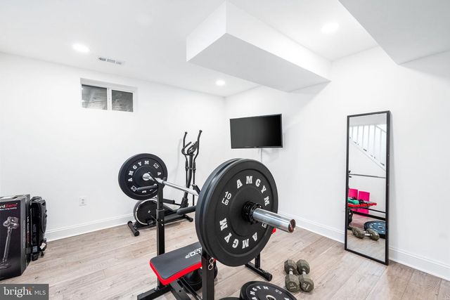 5020 RIVER RD, Bethesda, MD 20816