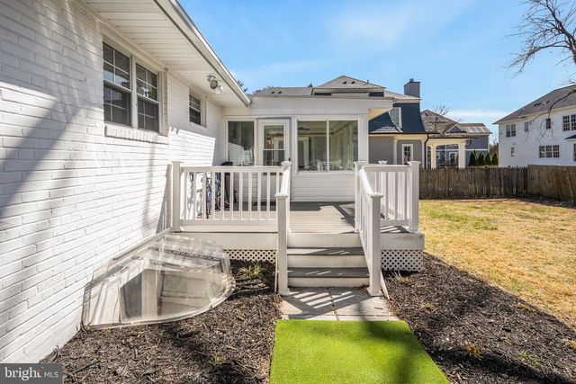 5020 RIVER RD, Bethesda, MD 20816